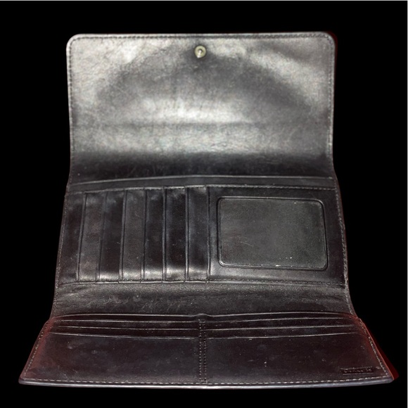 Coach Wallet - Picture 4 of 4
